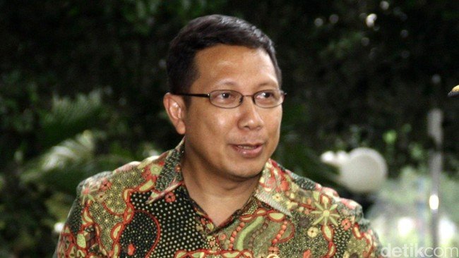 Aturan yang akan dibuat adalah Undang-undang Perlindungan Agama. Aturan tersebut mengatur tata cara pengisin kolom agama di KTP.