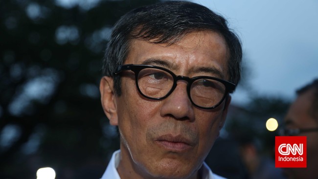 Yasonna mengatakan bahwa Presiden Joko Widodo ingin membahas terlebih dahulu jika memang hukuman mati koruptor dikehendaki masyarakat.