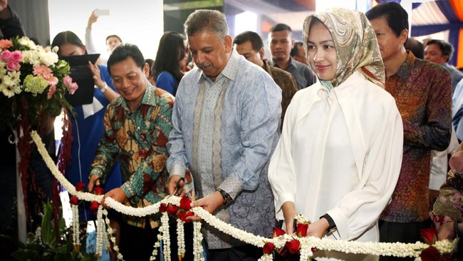 Direktur Bisnis Kelembagaan dan BUMN BRI Asmawi Syam dipercaya komisaris sebagai Plt Dirut BRI sampai dilaksanakannya RUPS guna menetapkan Dirut definitif.