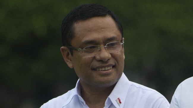 Menteri Perindustrian Saleh Husin berharap pelatihan yang dilakukan instansinya bisa meningkatkan kompetensi pekerja Indonesia sesuai kebutuhan industri.