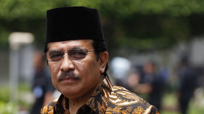 Sofyan Djalil akan melakukan rapat lintas Kementerian Koordinator untuk membahas rencana kenaikan harga BBM sebelum melaporkannya ke Presiden Joko Widodo.