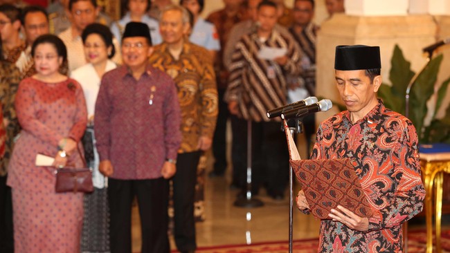 Pelaku pasar modal kecewa dengan penempatan beberapa orang menteri dalam Kabinet Kerja Jokowi-JK yang dinilai tidak sesuai dengan kapabilitasnya.