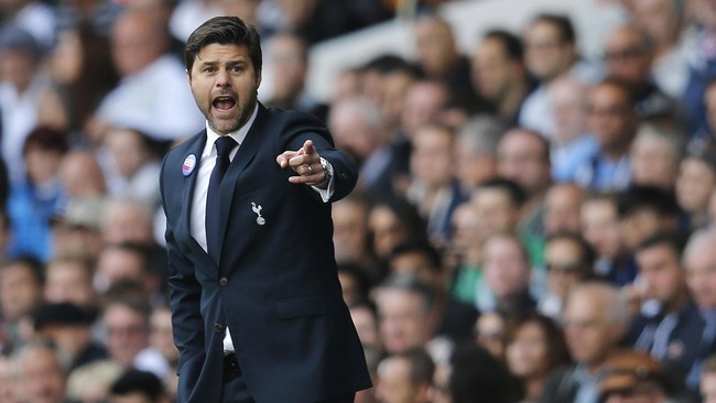 Pertandingan antara Chelsea dan Tottenham Hotspur berlangsung keras dan panas. Total ada 12 kartu dikeluarkan wasit--sembilan di antaranya untuk pemain Spurs.