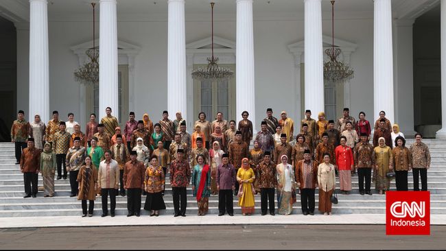 Nama-nama menteri Kabinet Kerja Jilid II Jokowi-Ma'ruf yang tersebar di media sosial dan grup-grup whatsapp dipastikan hoaks.