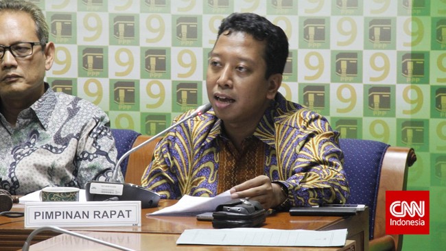 Pimpinan DPR tak mengubah keputusan paripurna yang menerima daftar nama anggota alat kelengkapan dewan dari PPP kubu Suryadharma Ali. Kubu Romy akan menggugat.