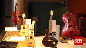 Anak Muda yang Melestarikan Musik Keroncong