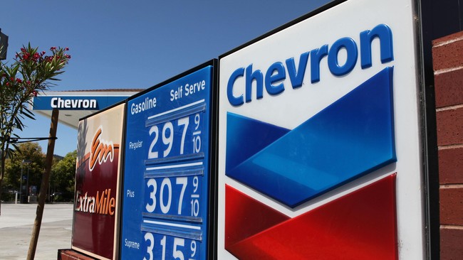Meskipun menangguhkan pengembangan proyek gas laut dalam, Chevron tetap menyeleksi mitra yang akan mengerjakan fasilitas produksi gas di Kalimantan Timur.