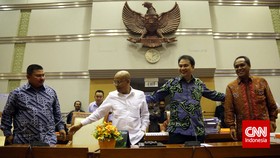 Dianggap Ganggu KPK, DPR Panggil Hasto Esok