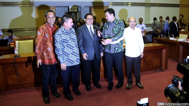 Keinginan KIH merevisi UU MD3 dianggap siasat membentengi pemerintahan Jokowi-JK, Benny berseloroh siap beri 'les' gratis agar KIH mengerti substansi UU MD3.