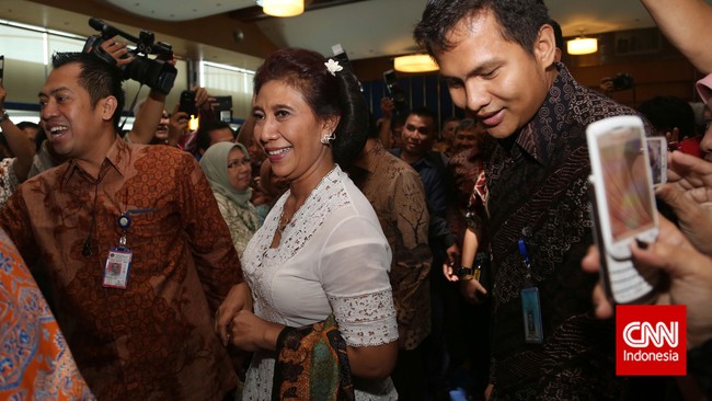 Duta Besar Amerika Serikat Robert Blake punya penilaian tersendiri untuk sosok Menteri Susi Pudjiastuti. Dia perempuan yang tangguh.