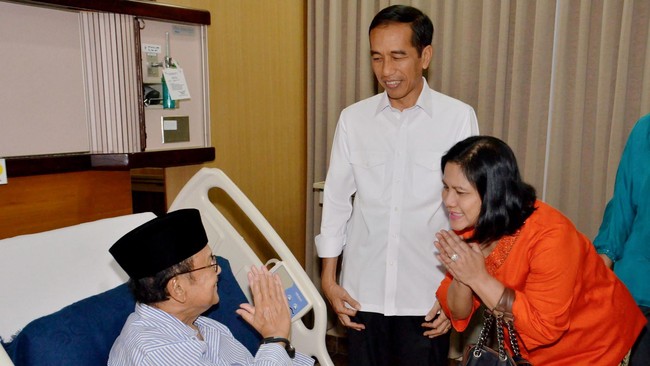 Mantan Presiden RI BJ Habibie menutup pidato di perayaan ulang tahun Habibie Center dengan penyataan yang sentimental.