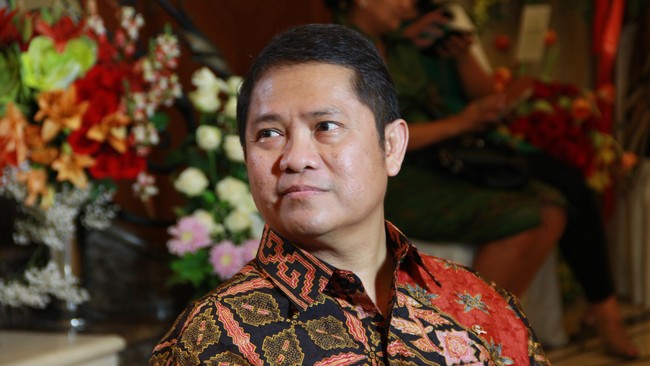 Aturan TKDN hanya menghitung proses perancangan sampai produksi suatu ponsel 4G LTE. "Kalau layanan purna jual itu ada di setelah penjualan," kata Rudiantara.