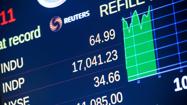 Sejumlah saham yang dapat diperhatikan pada perdagangan hari ini adalah: GGRM, SSMS, BMRI, NIPS, TBIG, AKRA