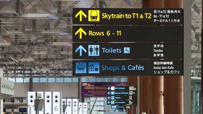 Bandara juga bisa jadi tempat rekreasi dan relaksasi. Beberapa bandara dilengkapi fasilitas yang memanjakan para wisatawan.