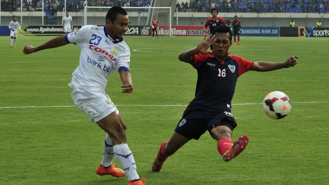 Setelah sempat terjadi tarik ulur, PT Liga memutuskan menggelar semifinal di Stadion Jakabaring. Keputusan diambil setelah mendapat saran dari kepolisian.