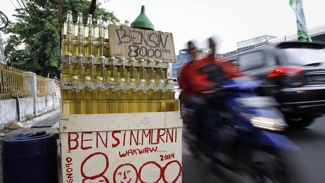 Hingga akhir Oktober realisasi distribusi bahan bakar minyak (BBM) bersubisdi sudah 39,07 juta kilo liter (kl) atau 86,1% dari kuota APBPN-P di 46 juta kl.