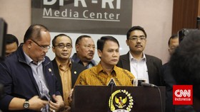 Pembatalan Pelantikan Budi Gunawan Oleh Jokowi Sulitkan PDIP