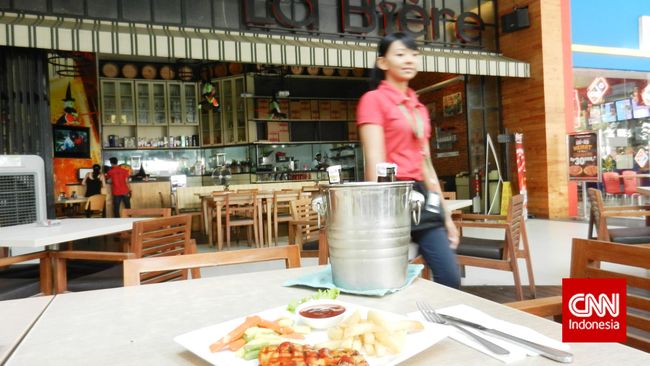 Tiga ruang kongko di Jakarta yang hype berikut ini tentu saja pantang dilewatkan oleh pencinta minuman beralkohol. Let&rsquo;s have a beer!