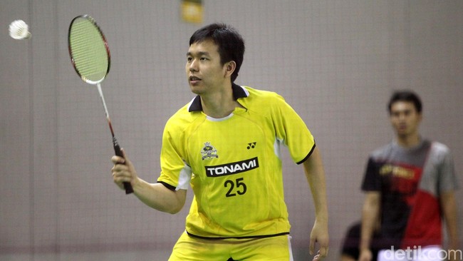 Sempat berbagi 1-1 setelah dua set, ganda putra andalan Indonesia, M. Ahsan-Hendra Setiawan, menyumbangkan satu gelar untuk Indonesia di Hong Kong Terbuka.