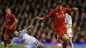Suarez Berikan Borini Tiket Laga Barca-Atletico