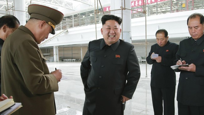 Kim Yo Jong, menjadi satu-satunya anggota dinasti Kim selain kakaknya yang saat ini ikut serta secara resmi dalam pemerintahan Korea Utara.