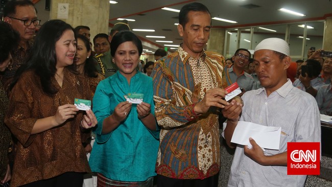 Menurut Andi Widjajanto, Presiden bertemu Puan Maharani membahas anggaran, sementara dengan Arya Bima Jokowi membahas Taman Sriwedari di Solo.