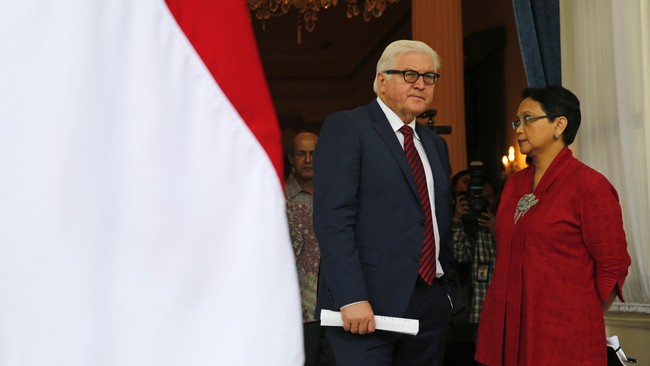 Dalam pertemuan dengan Menlu RI Retno Marsudi, Menlu Jerman Frank-Walter Steinmeier mengatakan Indonesia akan jadi basis produksi VW di Asia Tenggara.