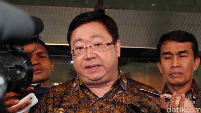 "Kasus ini saya rasa akan segera terbuka karena kasus ini (data dan informasi) saya dapat dari Pak JK," kata anggota Pansus Century 2009-2014 Akbar Faizal.