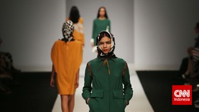 Kerudung Modern Rancangan Desainer Jepang
