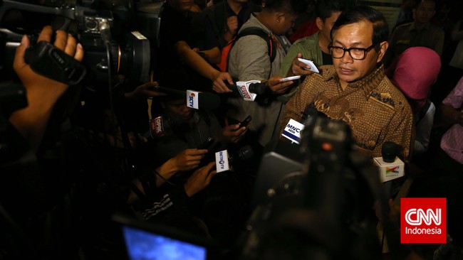 Politisi Partai Demokrasi Indonesia Perjuangan Pramono Anung yakin DPR akan undur jadwal reses untuk menyelesaikan pembahasan revisi UU MD3.