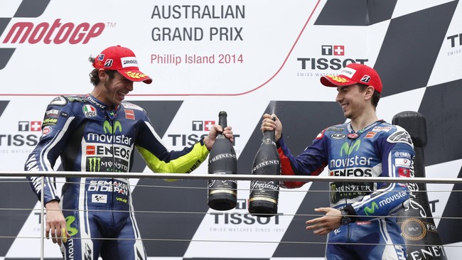Jorge Lorenzo dan Valentino Rossi disinyalir mengalami ketegangan akibat insiden di akhir musi2015. Kini, keduanya siap berjibaku lagi di musim 2016.