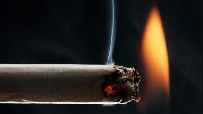 Menteri Kesehatan India, JP Nadda, berencana untuk melarang penjualan rokok ketengan. Selain itu, hanya mereka yang berusia 25 tahun yang dapat membeli rokok.