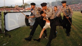 Menpora Ingin Kasus Tewasnya Suporter Arema Diusut Tuntas