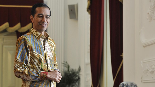 Presiden Jokowi akhirnya menyampaikan sikap atas kisruh antara KPK dengan Polri dengan memutuskan tiga hal penting.