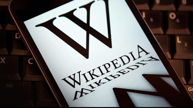 Editor Wikipedia melarang penulisnya menggunakan Daily Mail sebagai sumber. Apa yang terjadi?