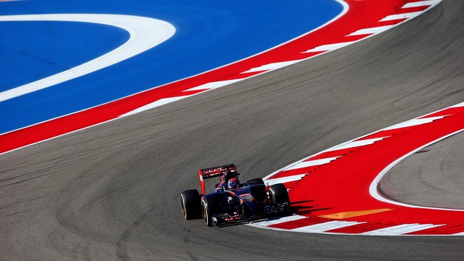 Seorang pebalap dipersyaratkan 18 tahun ikut&nbsp;balapformula satu. Kalau perubahan aturan itu diterapkan tahun depan, Tim Toro Rosso harus cari pebalap lain.