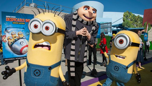 Para minions mencari master dari segala hal yang paling berkuasa, kuat dan jahat. Namun keluguan Minion selalu membawa kesialan buat para penjahat itu sendiri.