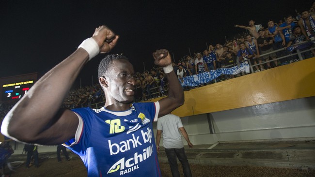 Salah satu tuan rumah Piala Presiden, Persib Bandung, akan memperkuat skuat yang disiapkan untuk Piala Presiden dengan tiga pemain asing.