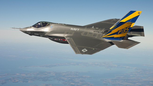 Pemerintah Amerika Serikat akan mengirim dua F-35 pesanan Israel tahun depan dalam upaya mengendorkan ketegangan antara Presiden Obama dan PM Netanyahu.