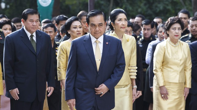 Pemilu Thailand yang sebelumnya direncanakan pada akhir 2015 diundur hingga awal tahun 2016, menunda demokrasi yang dijanjikan oleh pemerintah militer.