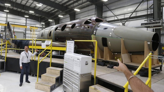 Sebanyak 3 persen calon wisatawan membatalkan perjalanan ruang angkasa komersial dari Virgin Galactic setelah kecelakaan pesawat SpaceShipTwo saat uji terbang.