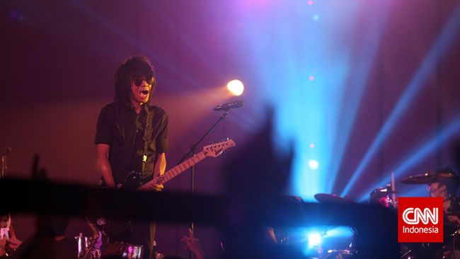 Cukup dekat dengan personel Slank, tidak membuat Giring tahu banyak hal tentang keputusan Abdee hengkang.