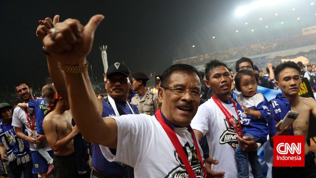 Setelah menjadi manajer Persib Bandung sejak 2009, Umuh Muchtar, memutuskan untuk meninggalkan Tim Maung Bandung usai Turnamen Piala Jenderal Soedirman.