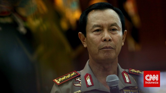 Tak seperti biasanya, tiga Jenderal; Sutarman, Badrodin dan Suhardi tak nampak batang hidungnya usai sholat Jumat di lingkungan Mabes Polri, hari ini.