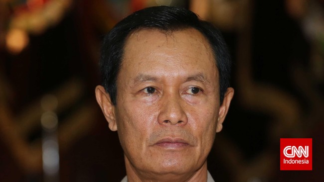 Jenderal Sutarman menolak tawaran Presiden Jokowi untuk menjabat posisi tertentu setelah diberhentikan dengan hormat dari jabatan Kapolri.
