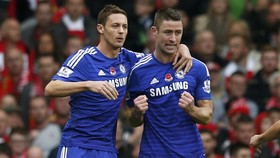 Chelsea Perpanjang Kontrak Gary Cahill