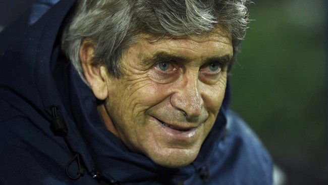 Setelah hampir kalah, Manchester City akhirnya berhasil memaksa tim tuan rumah, Queens Park Rangers, imbang 2-2 di Stadion Loftus Road.