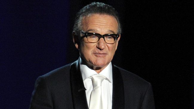 istri ketiga Robin Williams, Susan Schneider, dan tiga orang anak tirinya terlibat sengketa hukum memperebutkan tanah milik mendiang komedian.