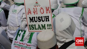 Aksi FPI Menolak Ahok