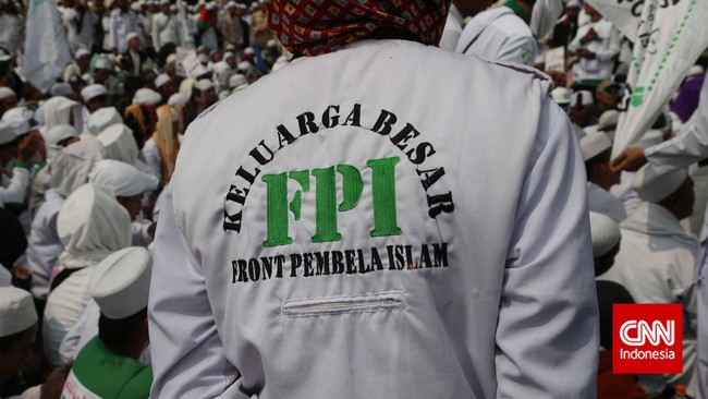 Pihak keluarga mengakui NF, buron kasus terorisme yang menyerahkan diri, pernah jadi simpatisan FPI, menghadiri sidang Rizieq Shihab, serta mengaji di Condet.